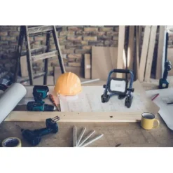 ANSMANN AG Arbeitsstrahler FL800R wiederaufladbar 10 W^ Baustrahler