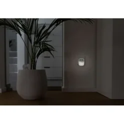 ANSMANN AG Steckdosennachtlicht NL15AC + 2USB^ Nachtlichter